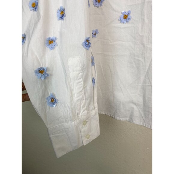Dhruv Kapoor Anthropologie Button Up Top Women size XL White Blue 3D flower Boho - Picture 13 of 16